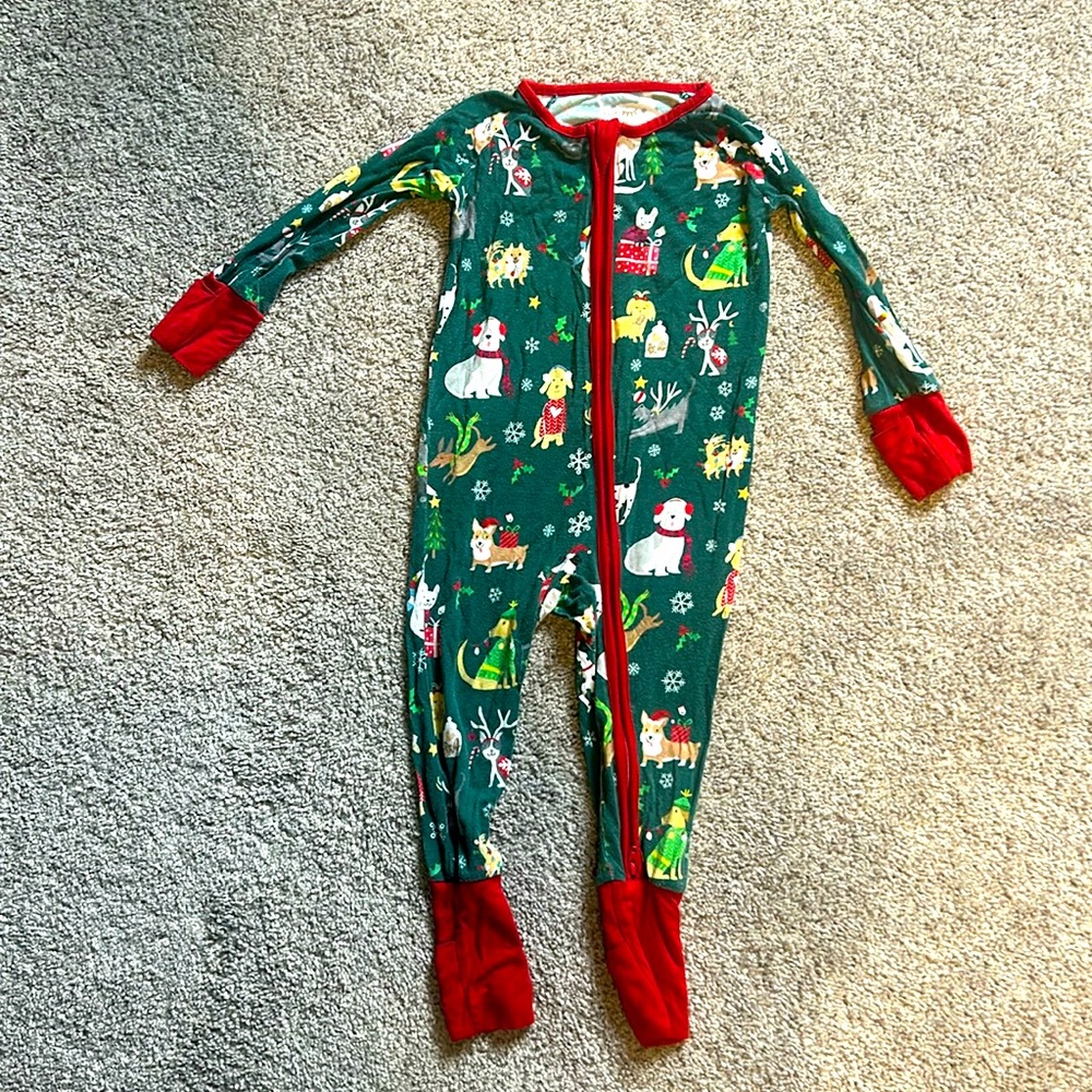 Little Sleepies Holiday Hounds